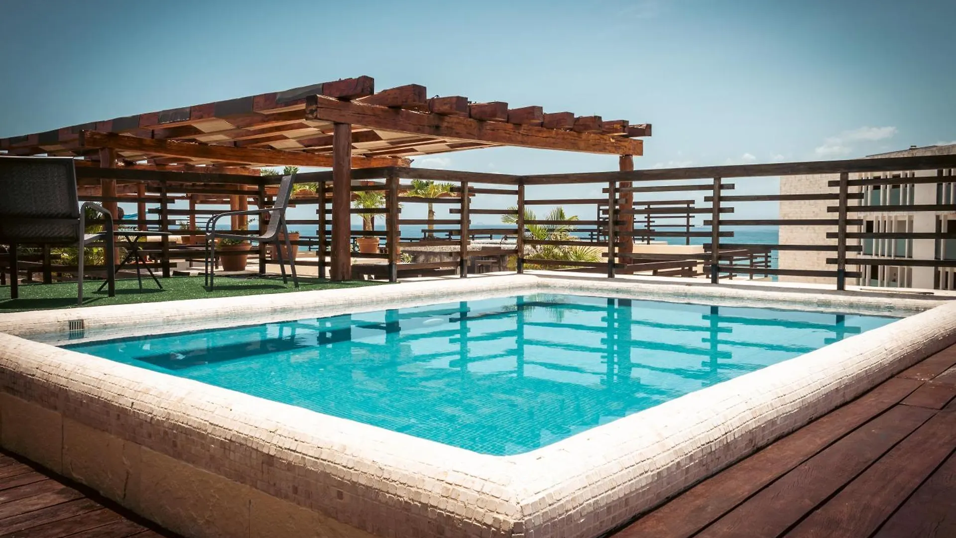 بلايا ديل كارمن Aldea Thai Downtown Oceanview Residences المكسيك
