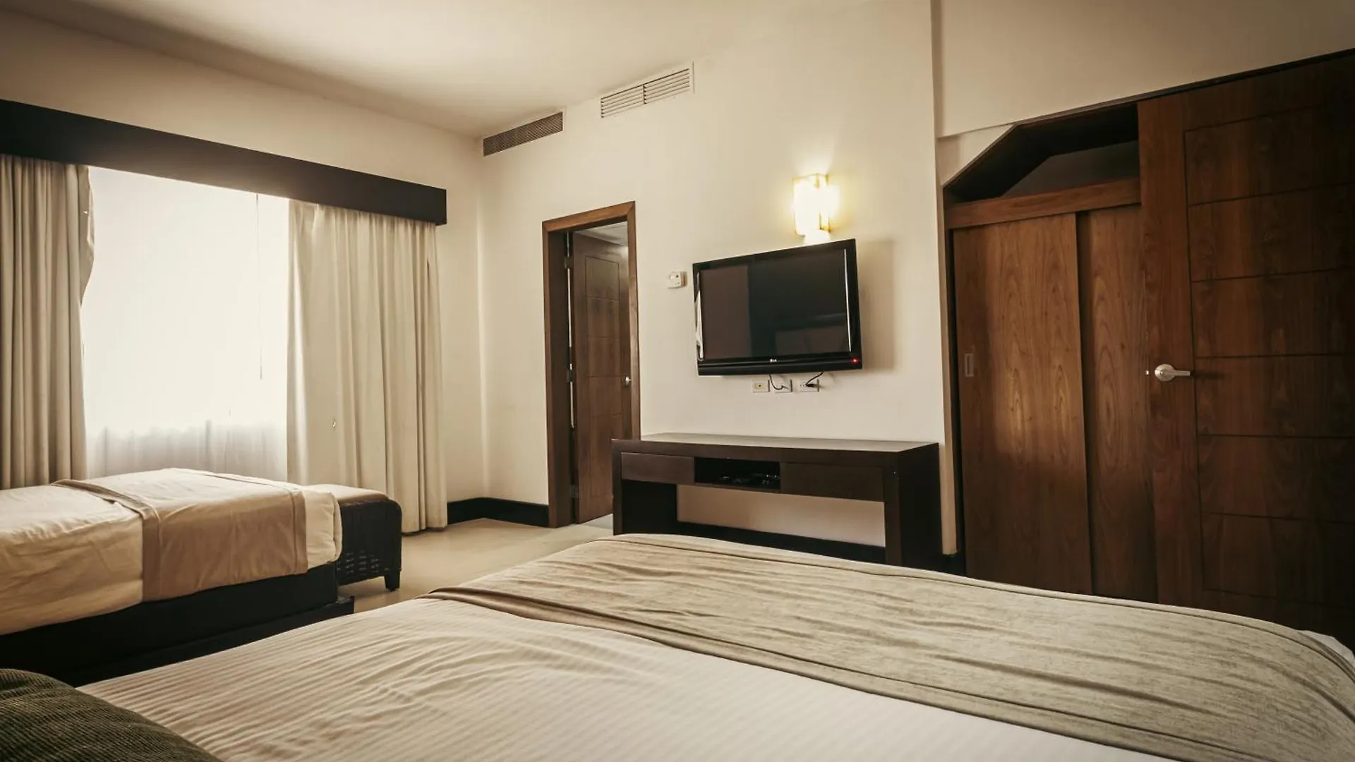 Aparthotel Aldea Thai Downtown Oceanview Residences Playa del Carmen Mexico
