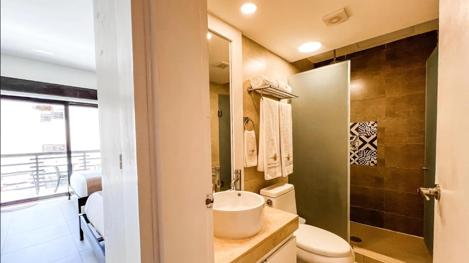 Aparthotel Aldea Thai Downtown Oceanview Residences Playa del Carmen