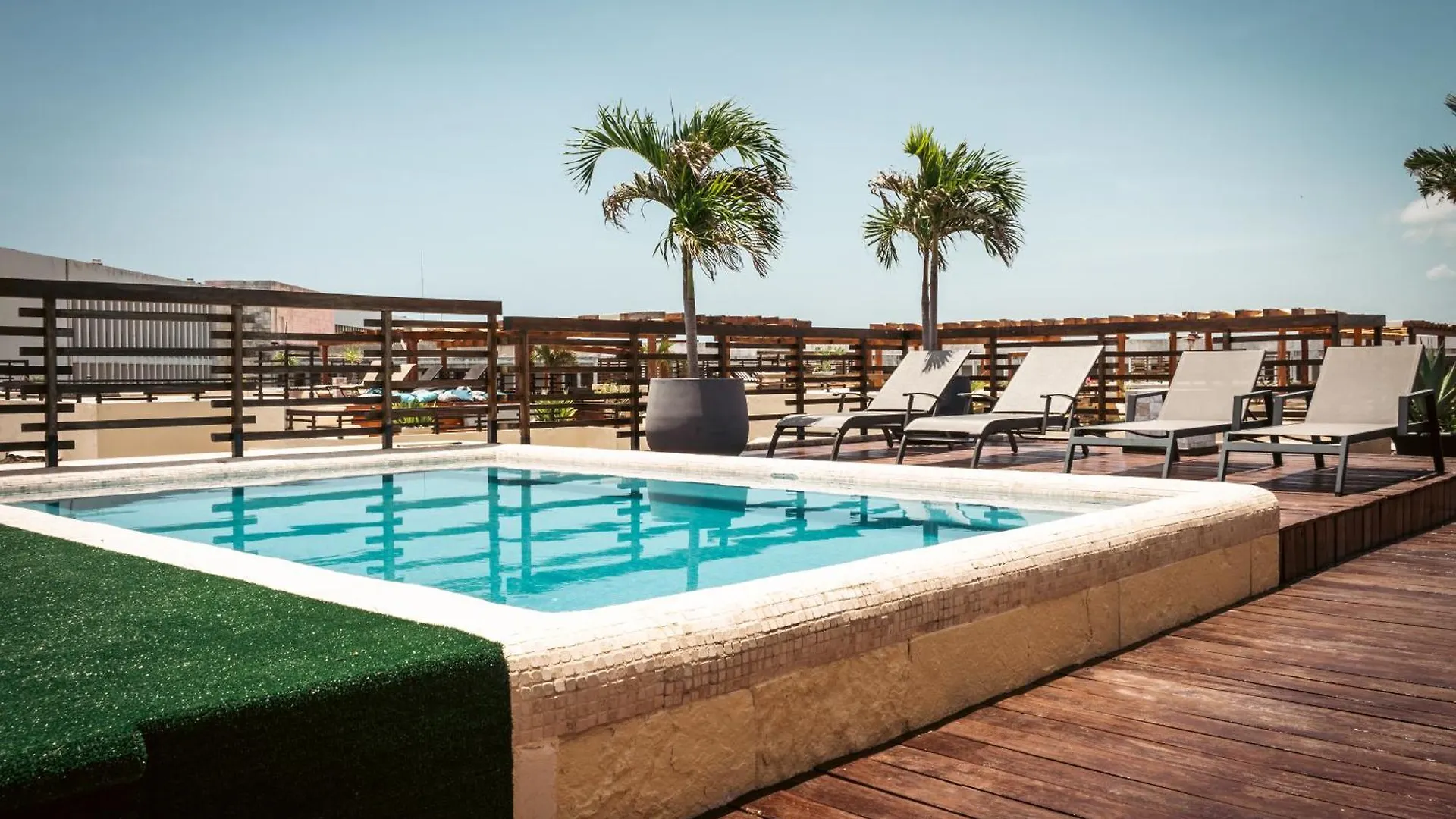 بلايا ديل كارمن Aldea Thai Downtown Oceanview Residences