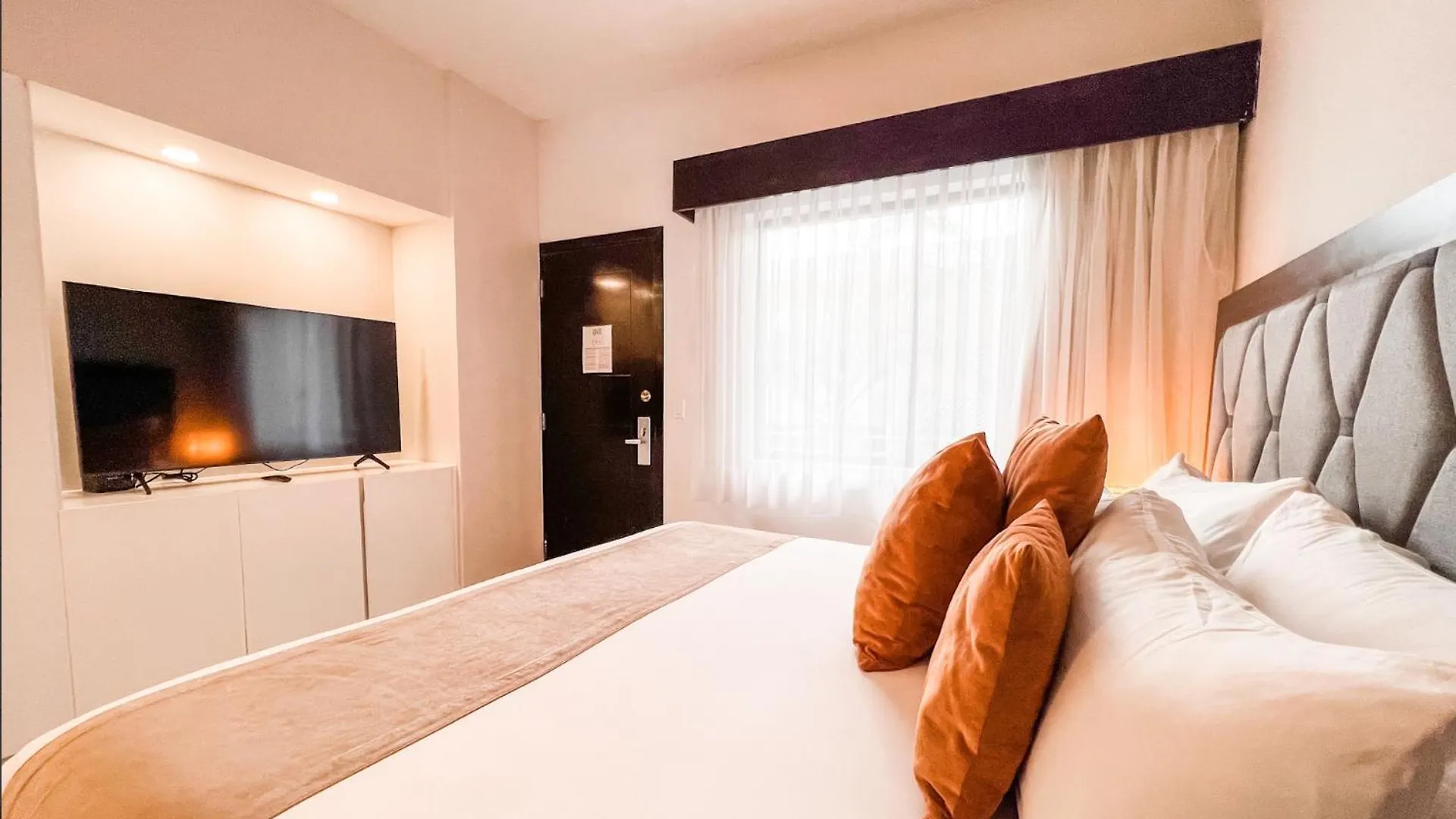 بلايا ديل كارمن Aldea Thai Downtown Oceanview Residences