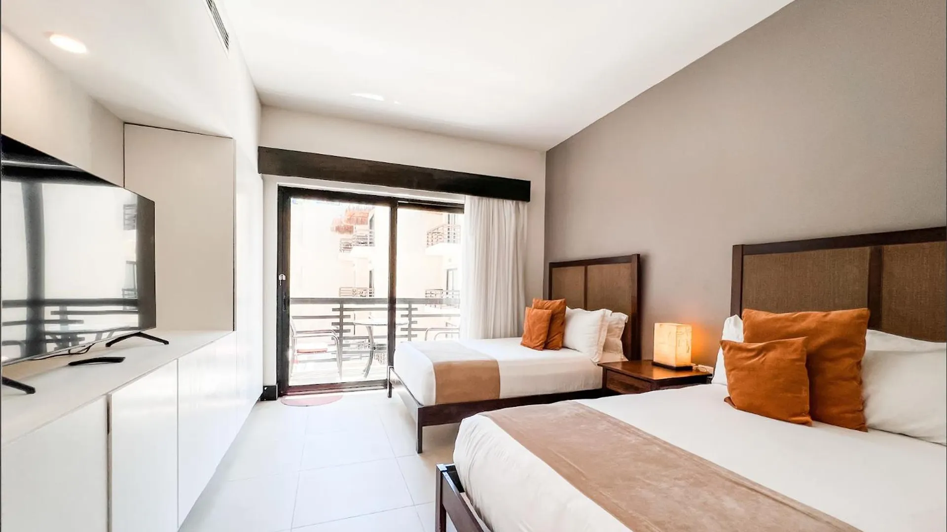 بلايا ديل كارمن Aldea Thai Downtown Oceanview Residences بلايا ديل كارمن